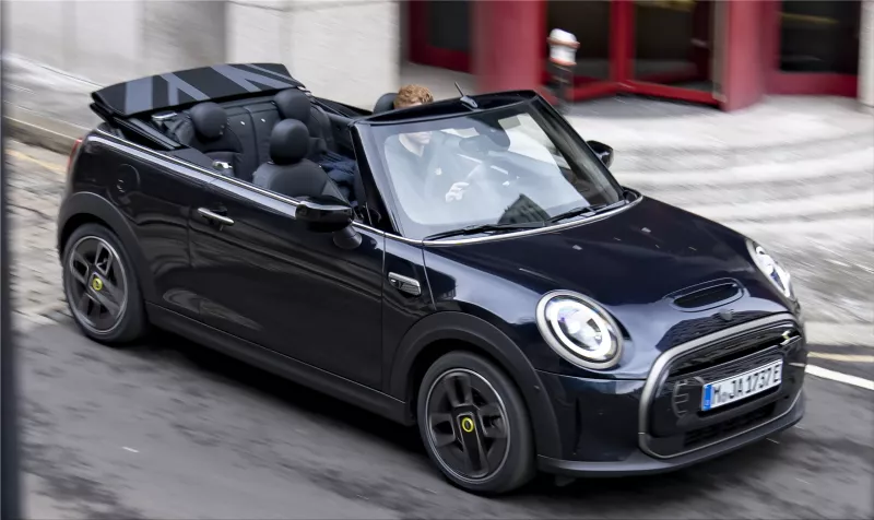 MINI Cooper SE Convertible