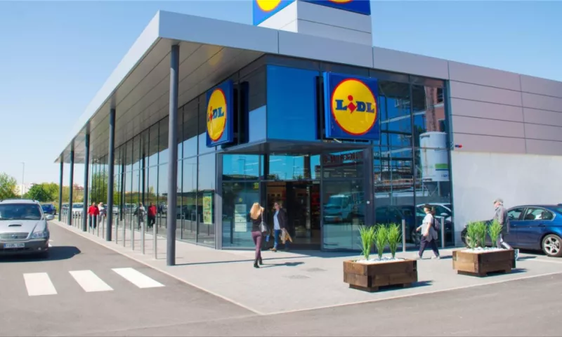 Lidl invests more than 6 billion euros yearly in the company's growth