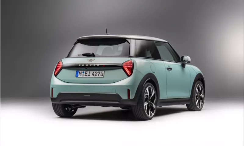 The New MINI Cooper and Cooper S: The Last Gasoline-Powered Models from the Iconic Brand