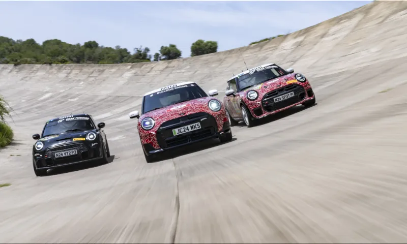 MINI John Cooper Works: Unleashing a Hybrid Hot Hatch for Fall 2024